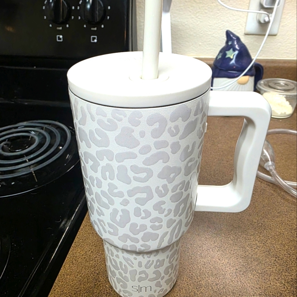 Simple Modern 30oz Beige Leopard